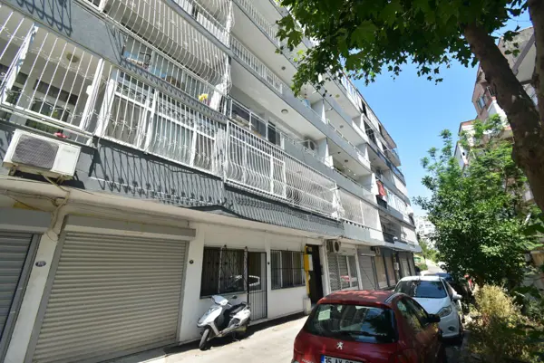 Üçkuyular Demokrasi Üni. Yakını, Doğalgazlı Eşyalı Kiralık Daire