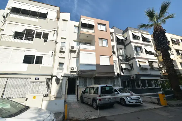 Stad Yakını, Düz Ayak 3+1 Satılık Daire