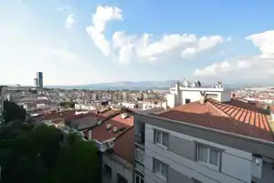 16 Yıllık Genç Binada, Asansörlü, Deniz Manzaralı Satılık Daire