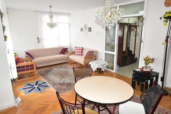 Demokrasi Üniversitesi Yakını, Doğalgazlı, 3+1 Kiralık Daire 