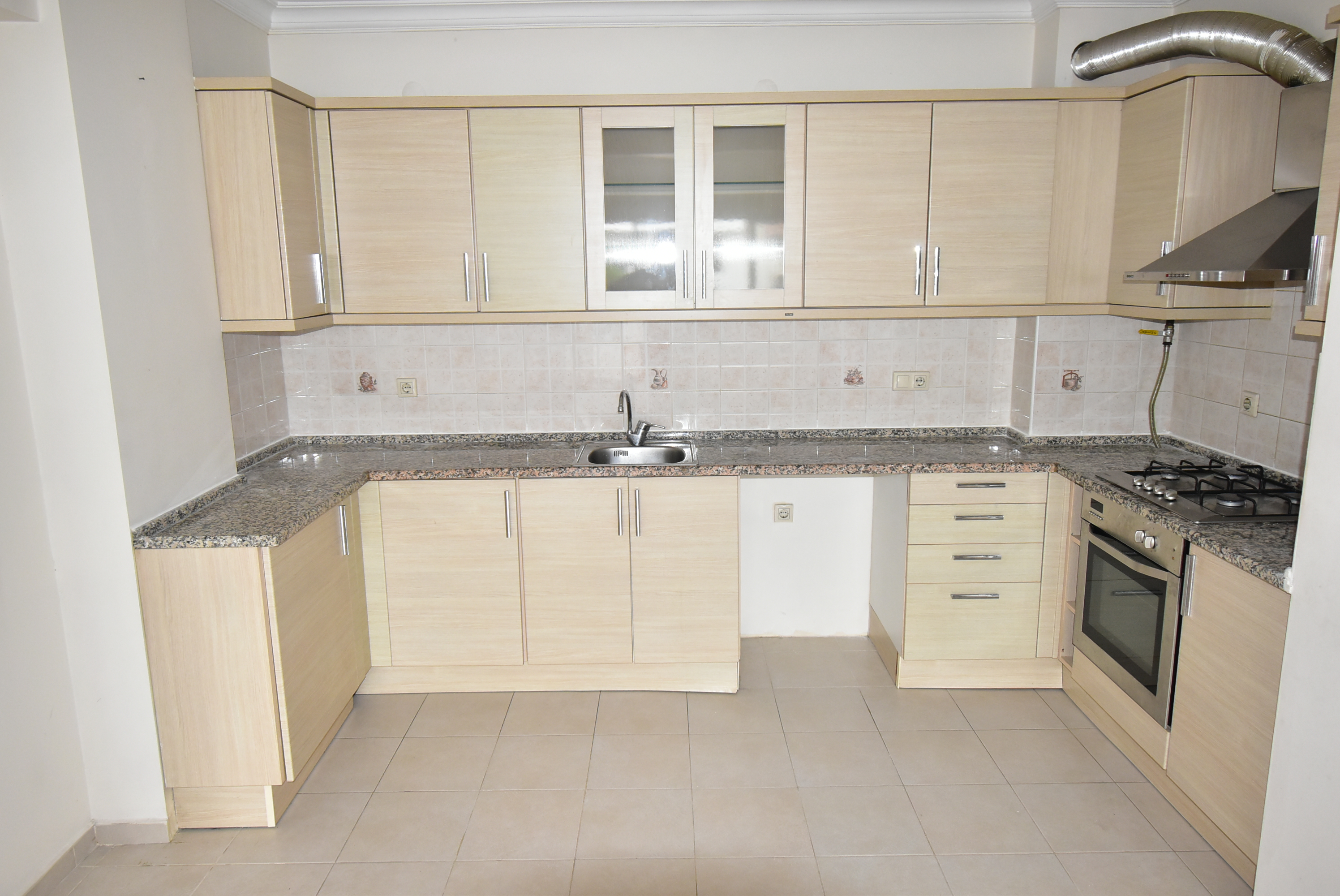 Balçova'da 9 Eylül Vergi Dairesi Yakını, Kiralık Daire