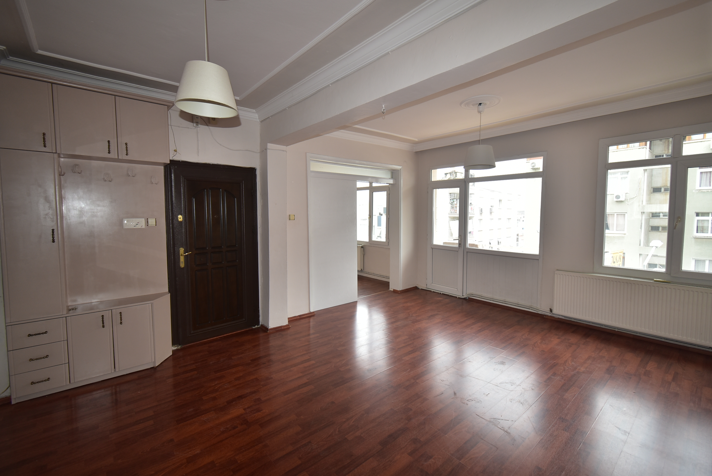 Üçkuyular 12 Sokak'ta , Bakımlı ,Doğalgazlı 3+1 Kiralık Daire